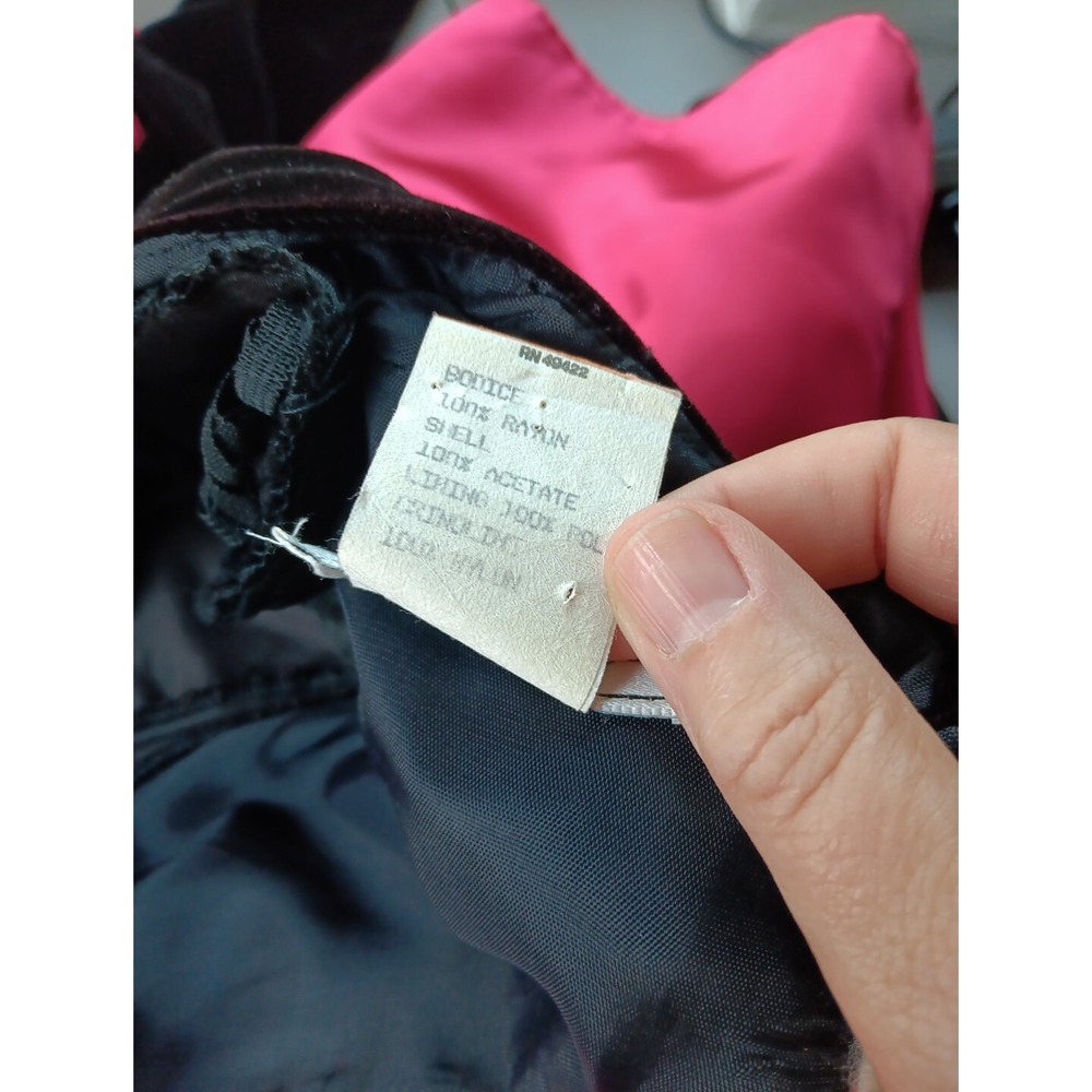 VTG Velvet Satin Dress Gown Size 6 Red Black Velvet 80's Rock Vampire Goth Retro - Picture 11 of 16